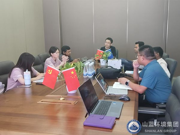 孟加拉客户考察尊龙集团中国官方网站环境.jpg